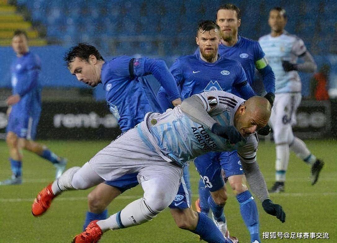 包含西班牙逼平斯洛伐克，出线形势堪忧的词条