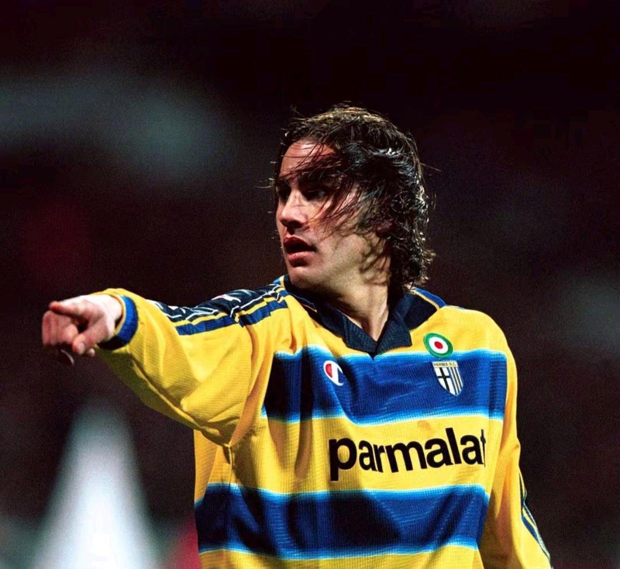 卡纳瓦罗率队连胜,冲击联赛前三 卡纳瓦罗率队连胜,冲击联赛前三