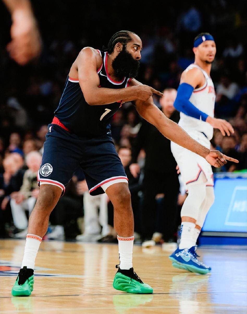 火箭客场不敌勇士,哈登三分无效的简单介绍 火箭客场不敌勇士,哈登三分无效的简单介绍