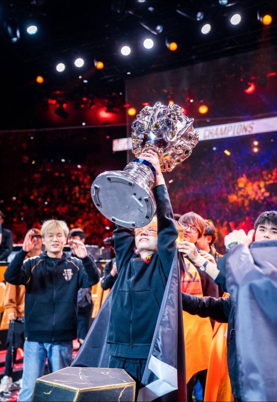 包含IG鏖战FPX,SwordArt一己之力扛起全队的词条 包含IG鏖战FPX,SwordArt一己之力扛起全队的词条