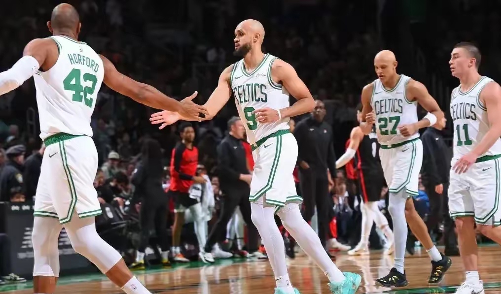 快船主场力克凯尔特人,喜迎三连胜 快船主场力克凯尔特人,喜迎三连胜